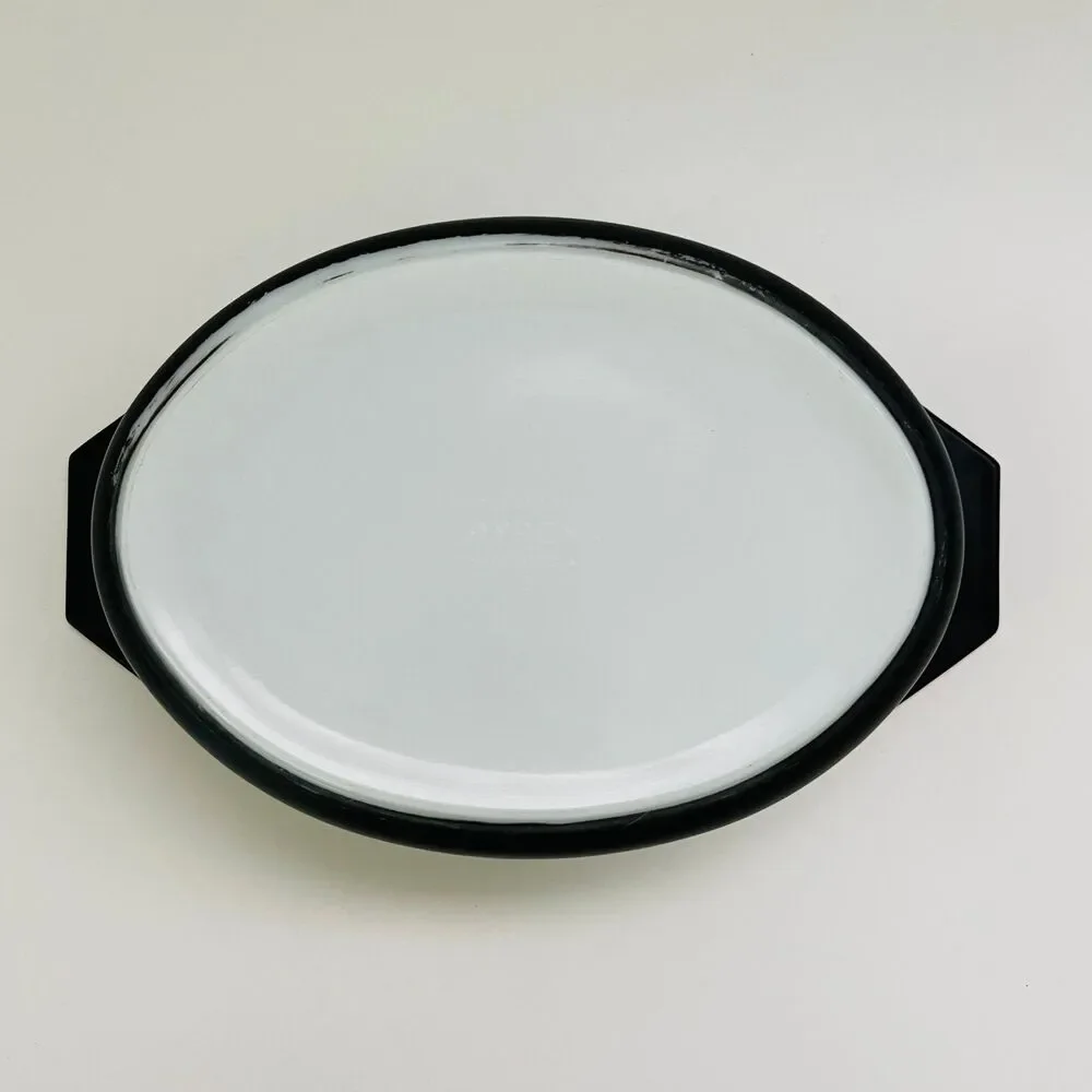 PYREX Black White Snowflake 045 Casserole Dish 2 1/2 Qt